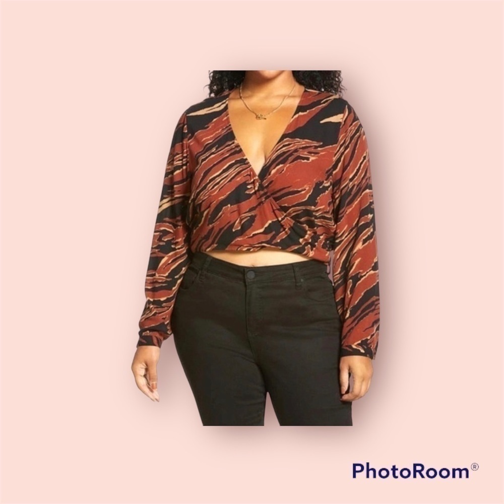 BP BURNED OUT TIGER STRIPED CROPPED BLOUSE LONG SLEEVE XS NEW